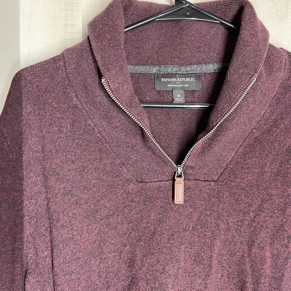 Banana Republic‎ long sleeve pullover purple 1/4 zip sweater, size. Medium